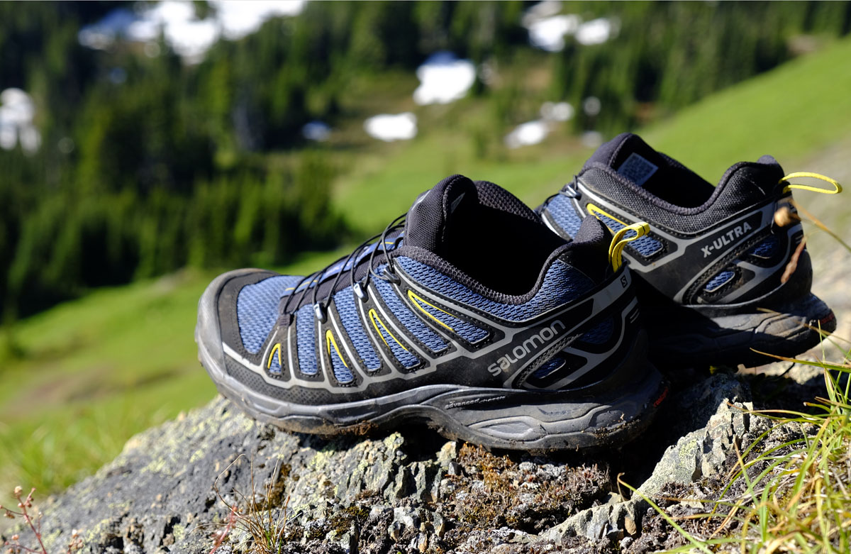 travel hiking shoes